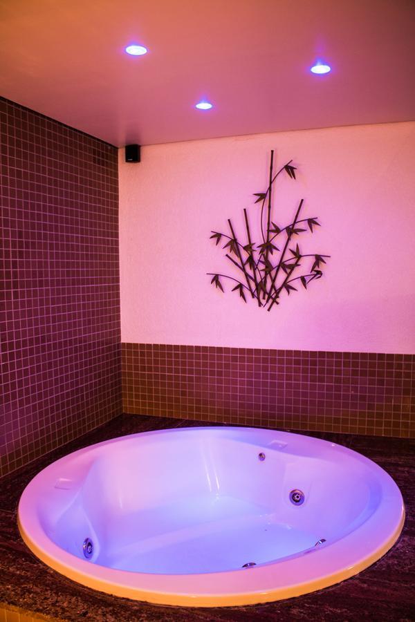 Village Motel (Adults Only) Форталеза Экстерьер фото